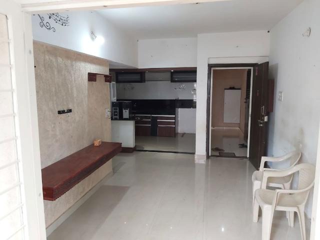 Rental | 1 BHK 524 Sq.Ft. Apartment in Patil Nagar