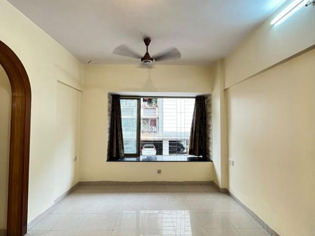 Rental | 1 BHK 525 Sq.Ft. Apartment in Kandivali East
