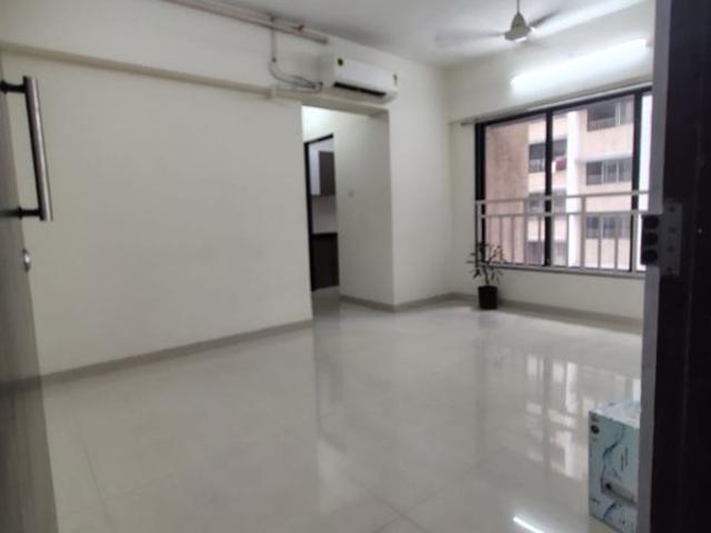 Rental | 1 BHK 520 Sq.Ft. Apartment in Crystal Armus