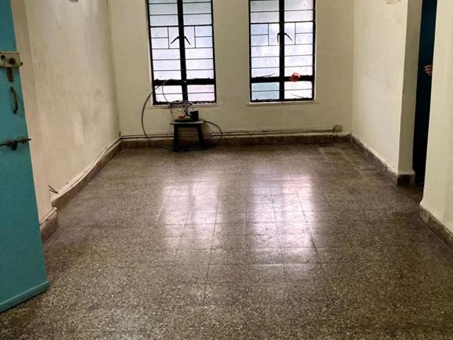 Rental | 1 BHK 530 Sq.Ft. Apartment in Gujrat Colony