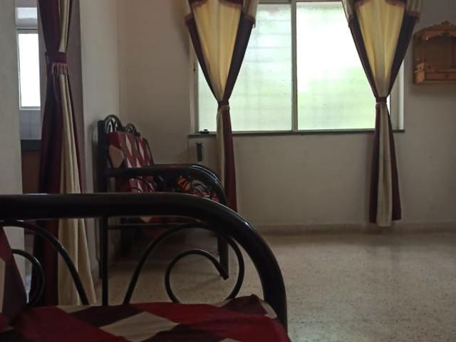 Rental | 1 BHK 530 Sq.Ft. Apartment in Pragati Apartments Dahanukar Colony