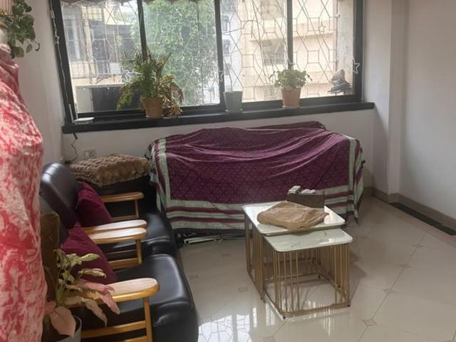 Rental | 1 BHK 550 Sq.Ft. Apartment in Bandra West