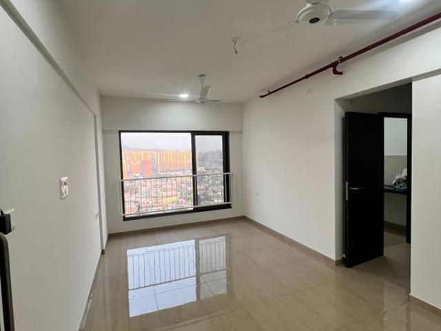 Rental | 1 BHK 550 Sq.Ft. Apartment in Crescent Silverwoods