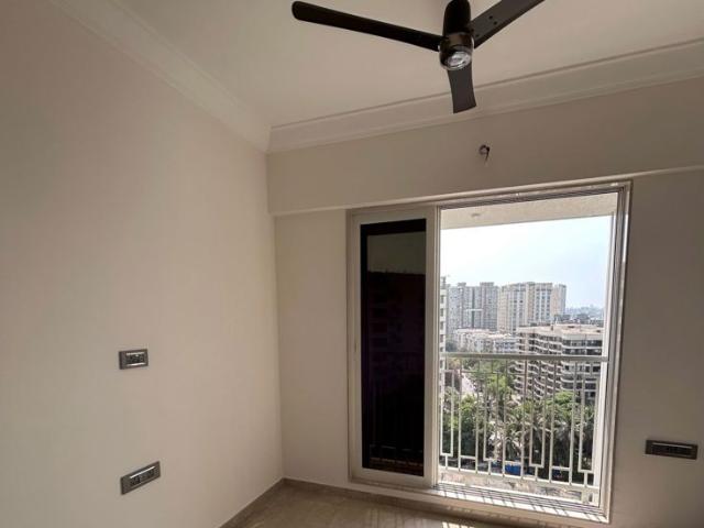 Rental | 1 BHK 550 Sq.Ft. Apartment in Crescent Silverwoods
