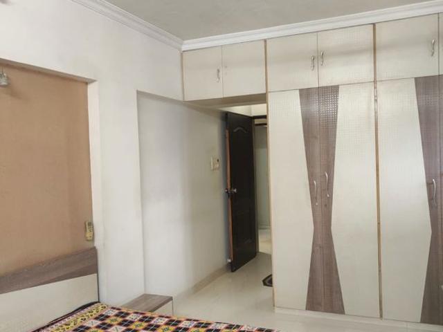 Rental | 1 BHK 550 Sq.Ft. Apartment in Dahisar West