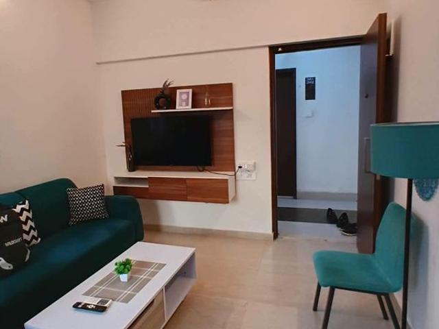Rental | 1 BHK + 550 Sq.Ft. Apartment in Lodha Versova