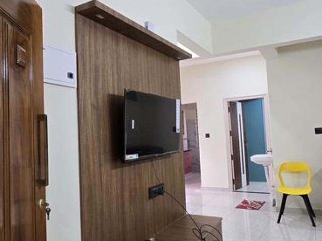 Rental | 1 BHK + 550 Sq.Ft. Apartment in RMZ Ecoworld