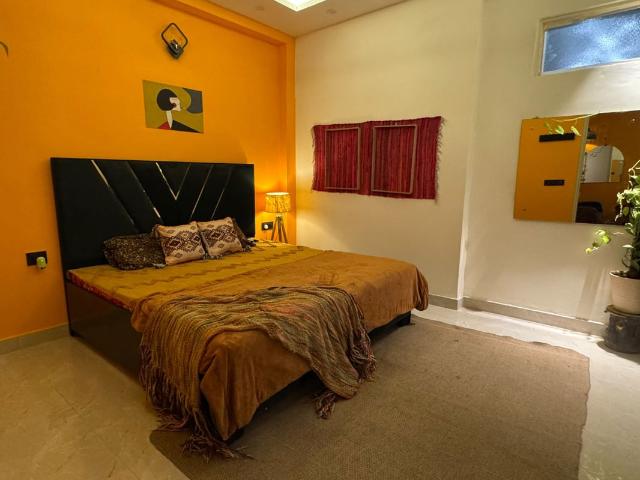 Rental | 1 BHK + 550 Sq.Ft. Independent House in Saket