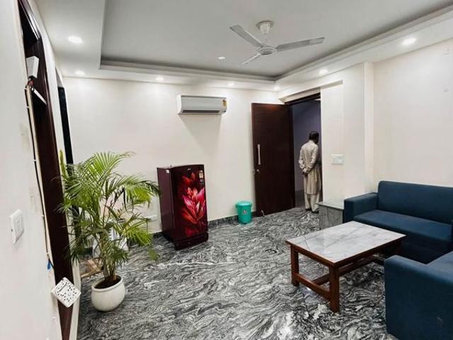 Rental | 1 BHK + 550 Sq.Ft. Independent House in Saket