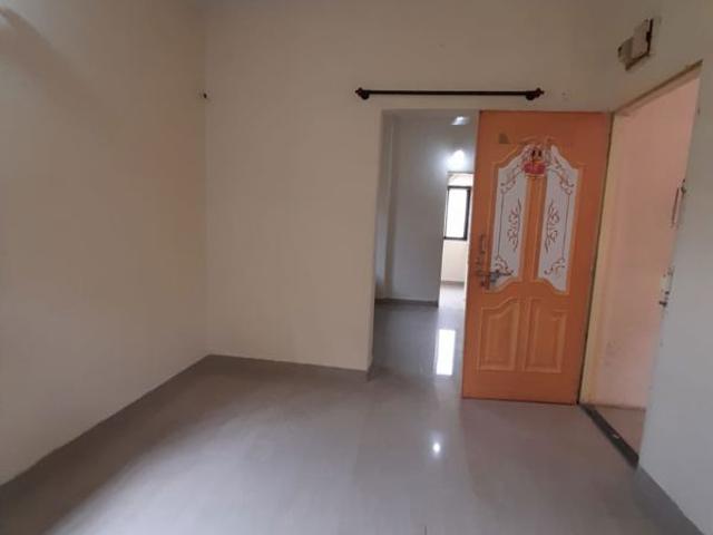 Rental | 1 BHK 560 Sq.Ft. Apartment in Mayur Colony