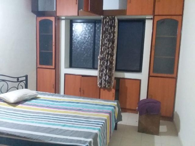 Rental | 1 BHK 560 Sq.Ft. Apartment in Prathamesh Apartment