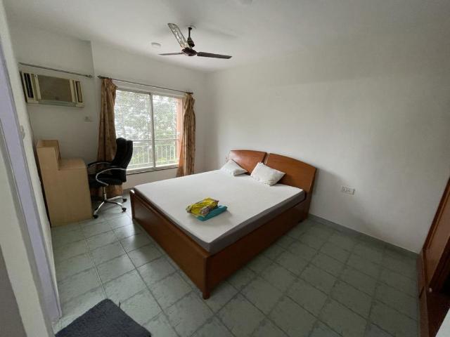 Rental | 1 BHK 575 Sq.Ft. Apartment in Lunkad Plaza