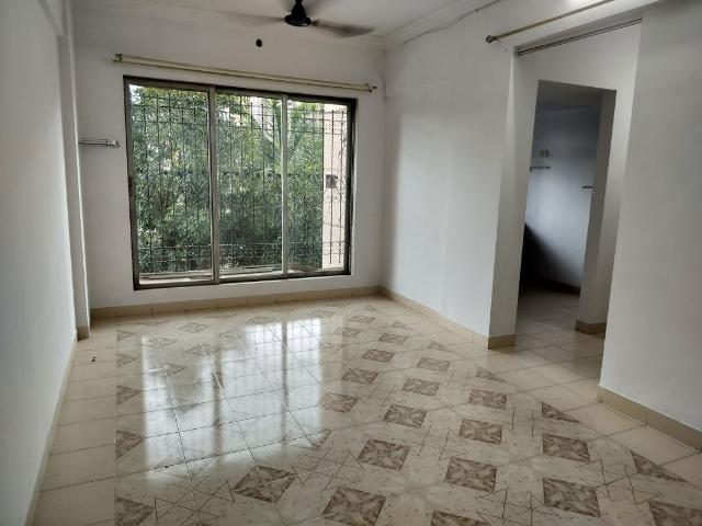 Rental | 1 BHK 585 Sq.Ft. Apartment in Safal Park
