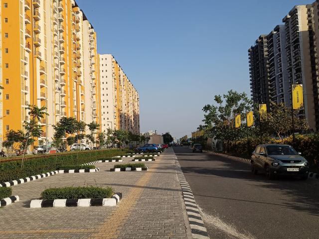 Rental | 1 BHK 580 Sq.Ft. Apartment in Wave Dream Homes