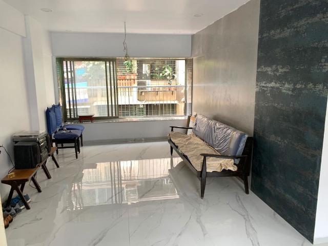 Rental | 1 BHK + 600 Sq.Ft. Apartment in Vardhman Mahavir Heights