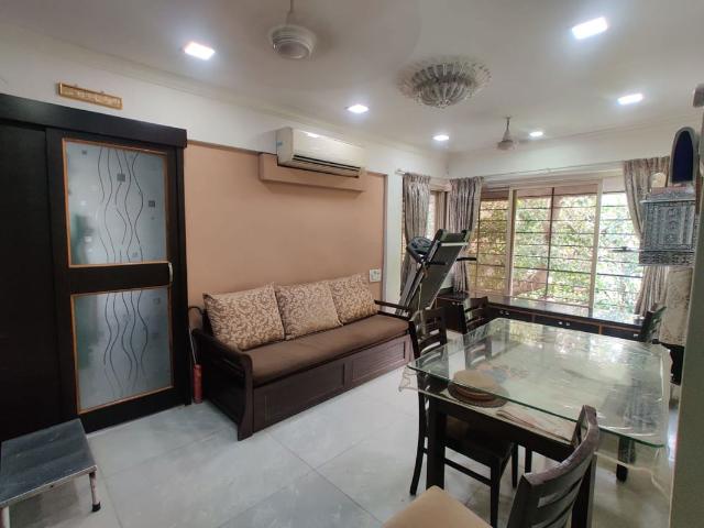 Rental | 1 BHK 600 Sq.Ft. Apartment in Amogh Adjure Apartment