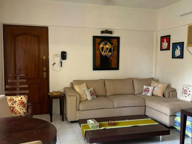 Rental | 1 BHK + 600 Sq.Ft. Apartment in Ekta Heights Khar West