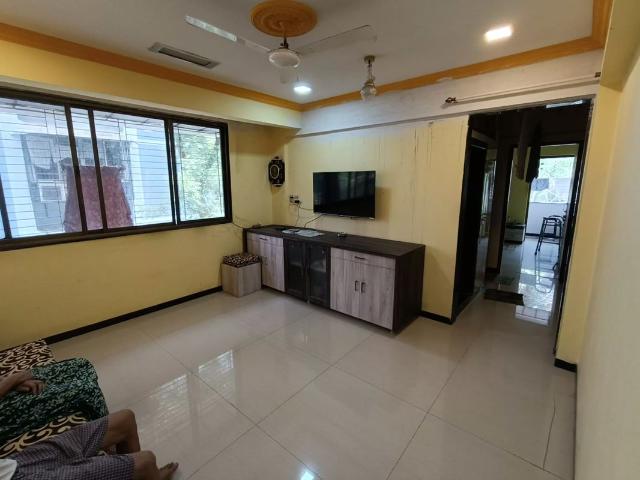 Rental | 1 BHK 600 Sq.Ft. Apartment in Friends Colony
