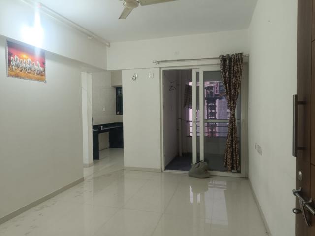 Rental | 1 BHK 600 Sq.Ft. Apartment in Kala Khadak