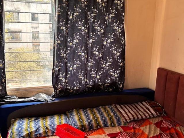 Rental | 1 BHK + 600 Sq.Ft. Apartment in Priyogi Plaza