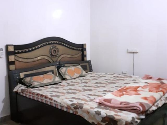 Rental | 1 BHK 600 Sq.Ft. Apartment in Sant Nagar