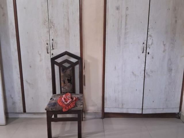 Rental | 1 BHK 600 Sq.Ft. Apartment in Shri Towars