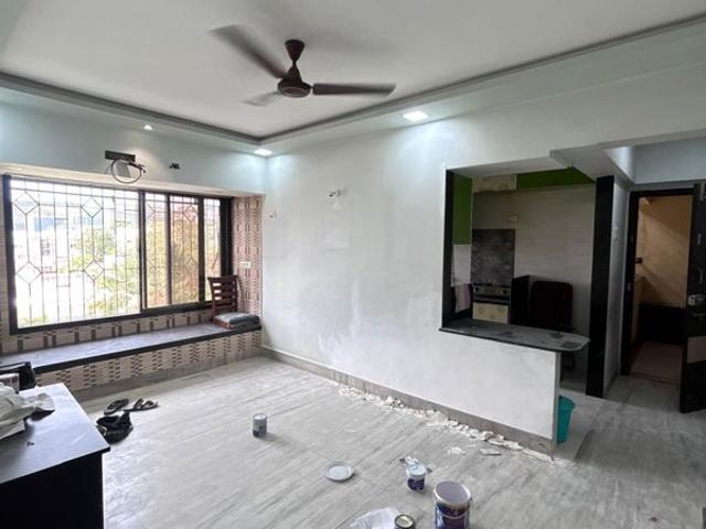 Rental | 1 BHK 600 Sq.Ft. Apartment in Swapnalok Towers