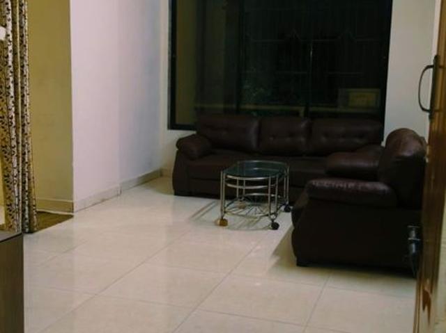 Rental | 1 BHK 600 Sq.Ft. Apartment in Sun Darshan