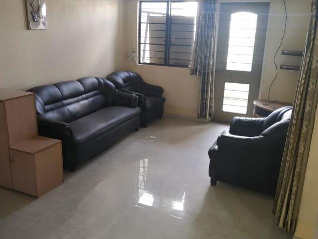 Rental | 1 BHK 610 Sq.Ft. Apartment in Mayur Colony