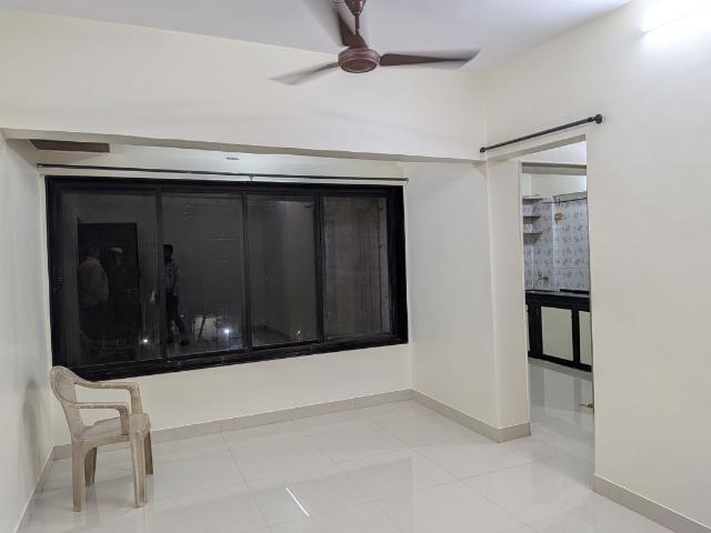 Rental | 1 BHK + 625 Sq.Ft. Apartment in Sangam Lokmilan CHS