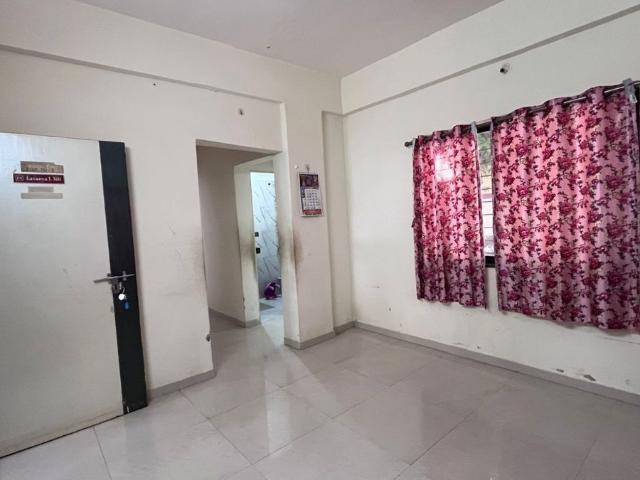 Rental | 1 BHK 650 Sq.Ft. Apartment in Digambar Nagar