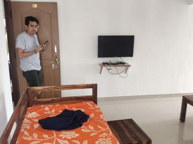 Rental | 1 BHK + 650 Sq.Ft. Apartment in Keerthana Residency