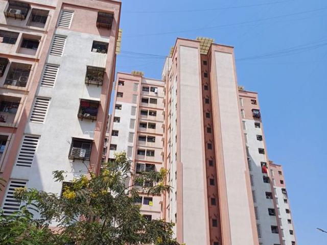 Rental | 1 BHK 650 Sq.Ft. Apartment in Megh Malhar Co op Housing Society