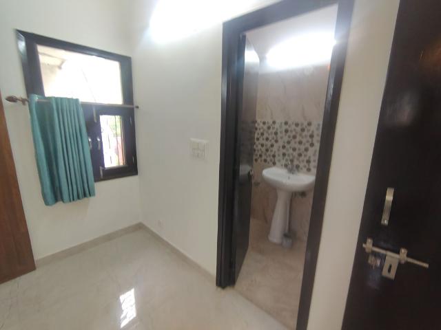 Rental | 1 BHK 650 Sq.Ft. Apartment in Patparganj