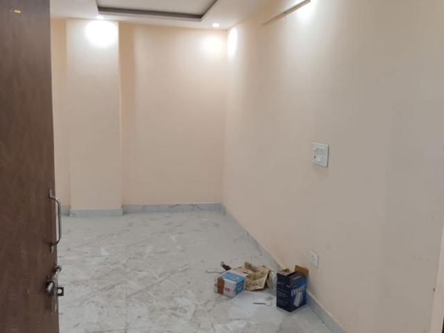 Rental | 1 BHK 650 Sq.Ft. Apartment in Sai Apartment Noida