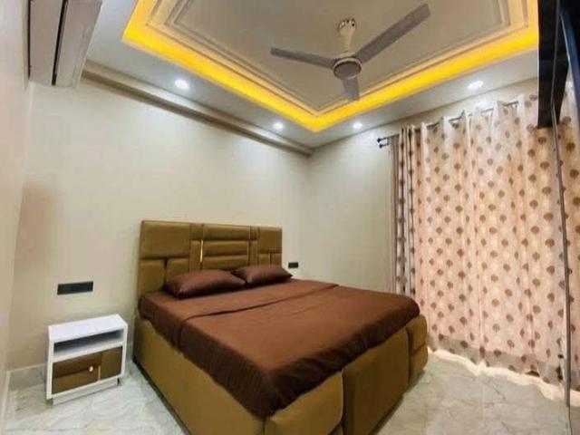 Rental | 1 BHK 650 Sq.Ft. Apartment in Saket