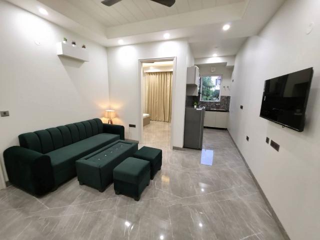 Rental | 1 BHK 650 Sq.Ft. Apartment in Shivajinagar