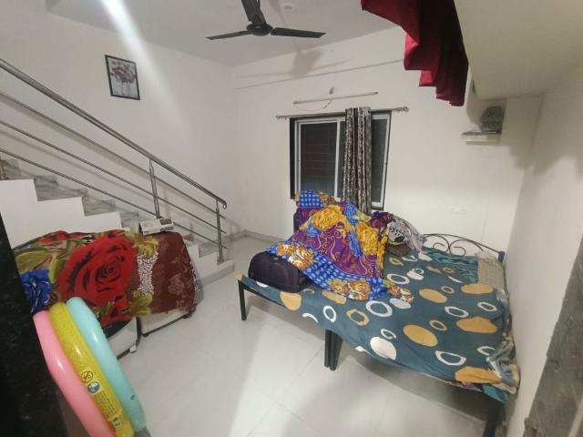Rental | 1 BHK + 650 Sq.Ft. Apartment in Shri Senapati Bapat CHS