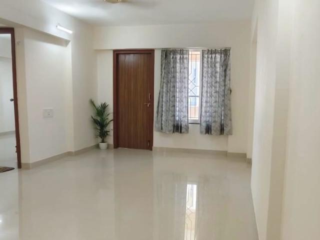 Rental | 1 BHK + 650 Sq.Ft. Apartment in Shyam Saran Society