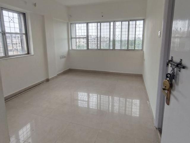 Rental | 1 BHK + 650 Sq.Ft. Apartment in Silver Oak