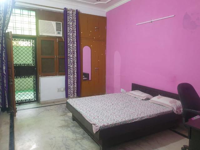 Rental | 1 BHK + 650 Sq.Ft. Villa in RWA Apartments Sector 72