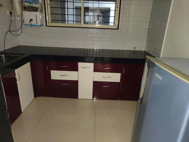 Rental | 1 BHK 652 Sq.Ft. Apartment in Akshay Floria Building A