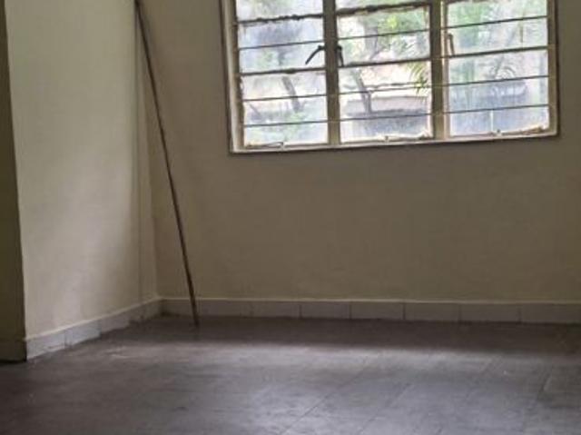 Rental | 1 BHK 680 Sq.Ft. Apartment in Gharonda Housing