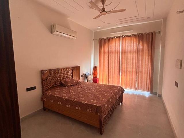 Rental | 1 BHK + 680 Sq.Ft. Independent House in Sector 38