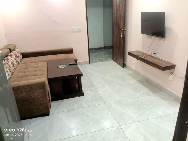 Rental | 1 BHK 700 Sq.Ft. Apartment in Ansal Sushant Estate