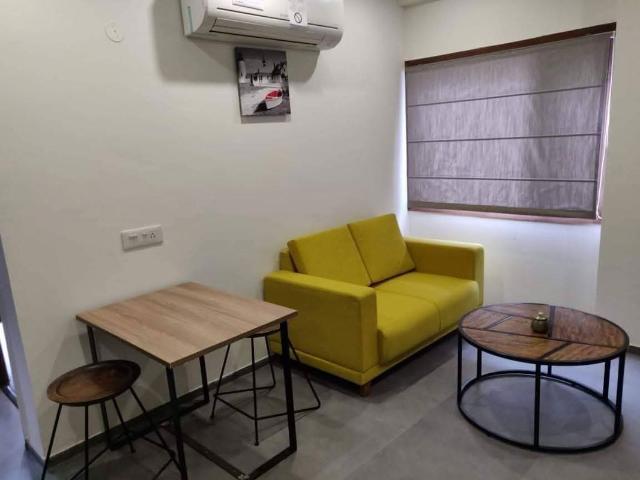 Rental | 1 BHK 700 Sq.Ft. Apartment in Freedom Fighters Enclave