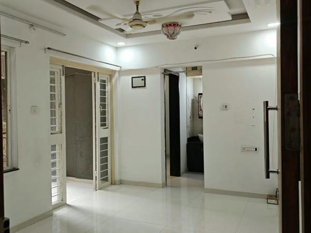 Rental | 1 BHK 700 Sq.Ft. Apartment in GK Jhulelal Towers