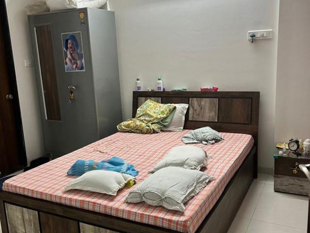 Rental | 1 BHK 700 Sq.Ft. Apartment in Sagitarius Bluegrass Residences