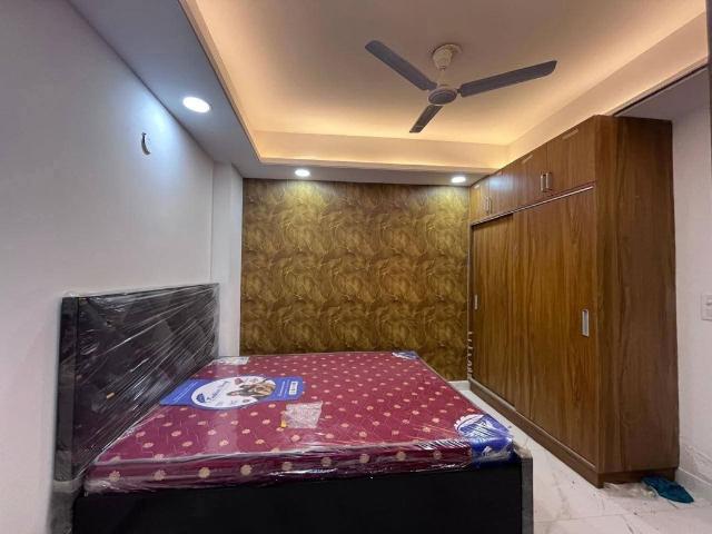 Rental | 1 BHK 700 Sq.Ft. Apartment in Saket