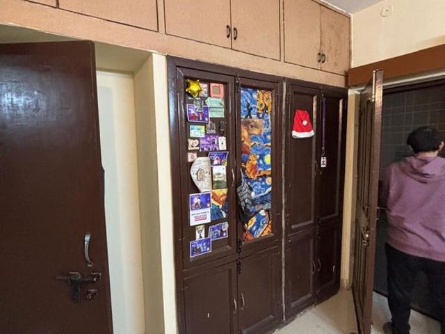 Rental | 1 BHK 700 Sq.Ft. Independent House in Ansal Plaza Sector 23